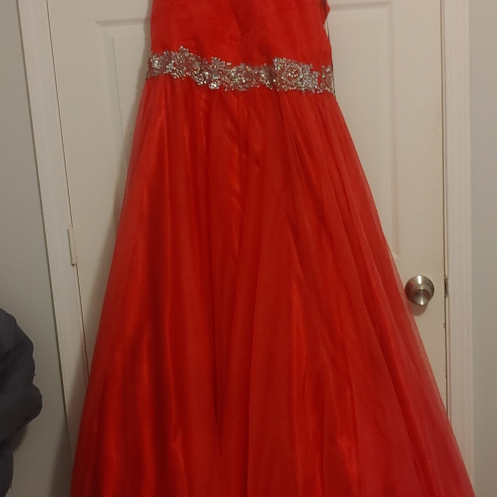 Elegant Red Prom Dress with Silver Accents